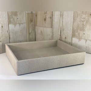 HofferRuffer - Deco Tray - Cream Shagreen